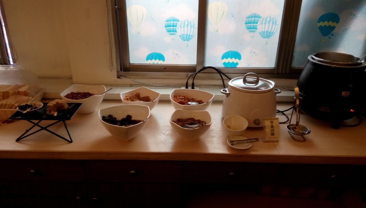 Melody Hotel Taitung Bagian luar foto