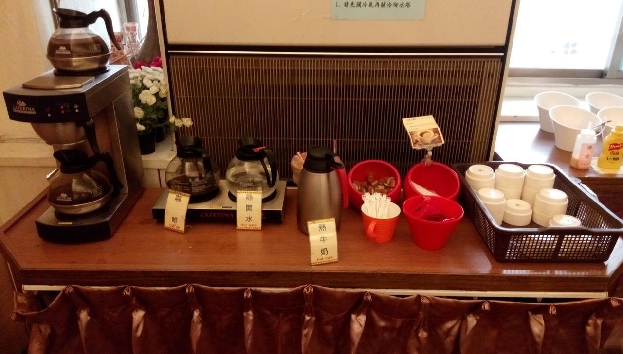 Melody Hotel Taitung Bagian luar foto