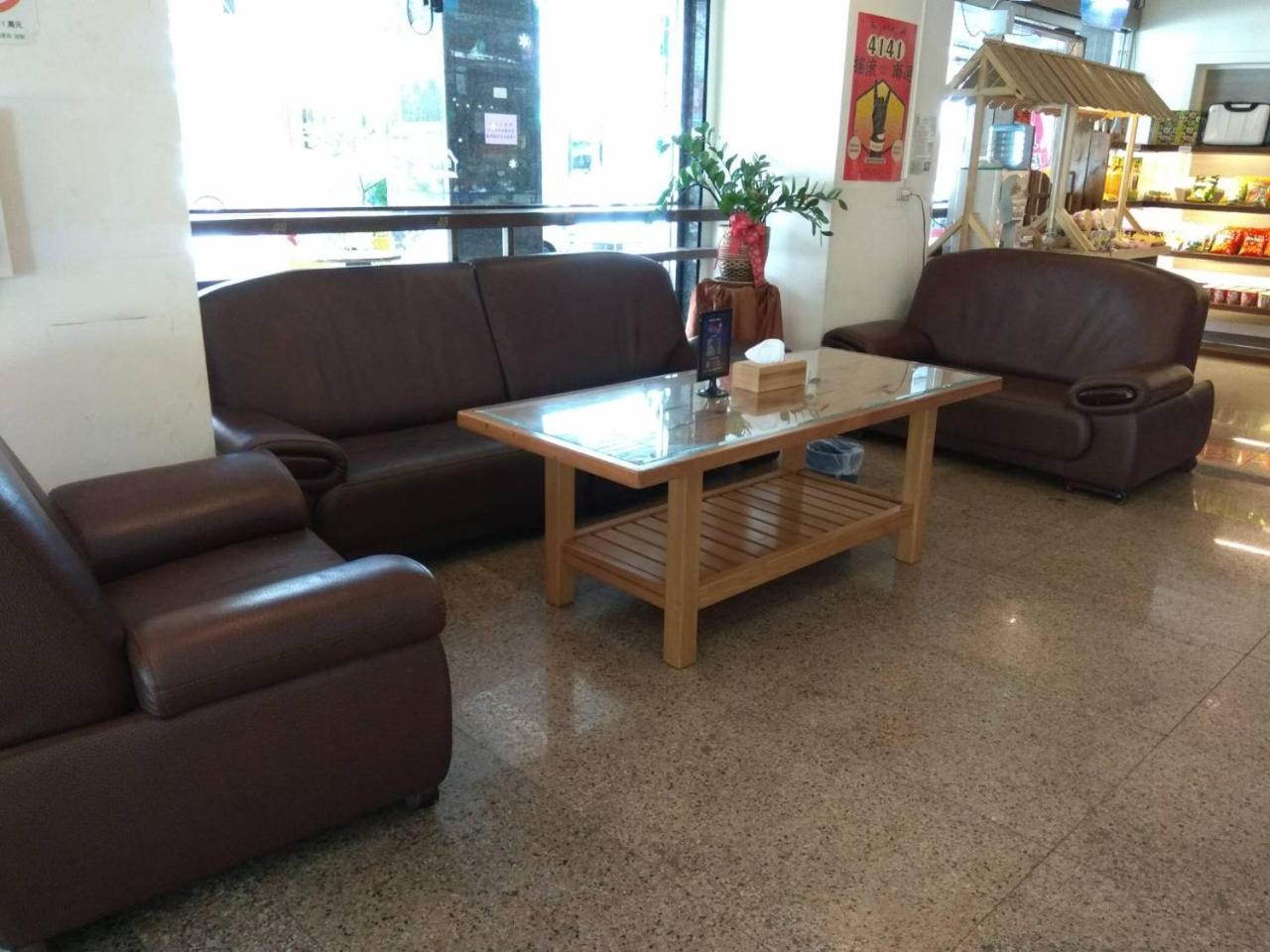 Melody Hotel Taitung Bagian luar foto