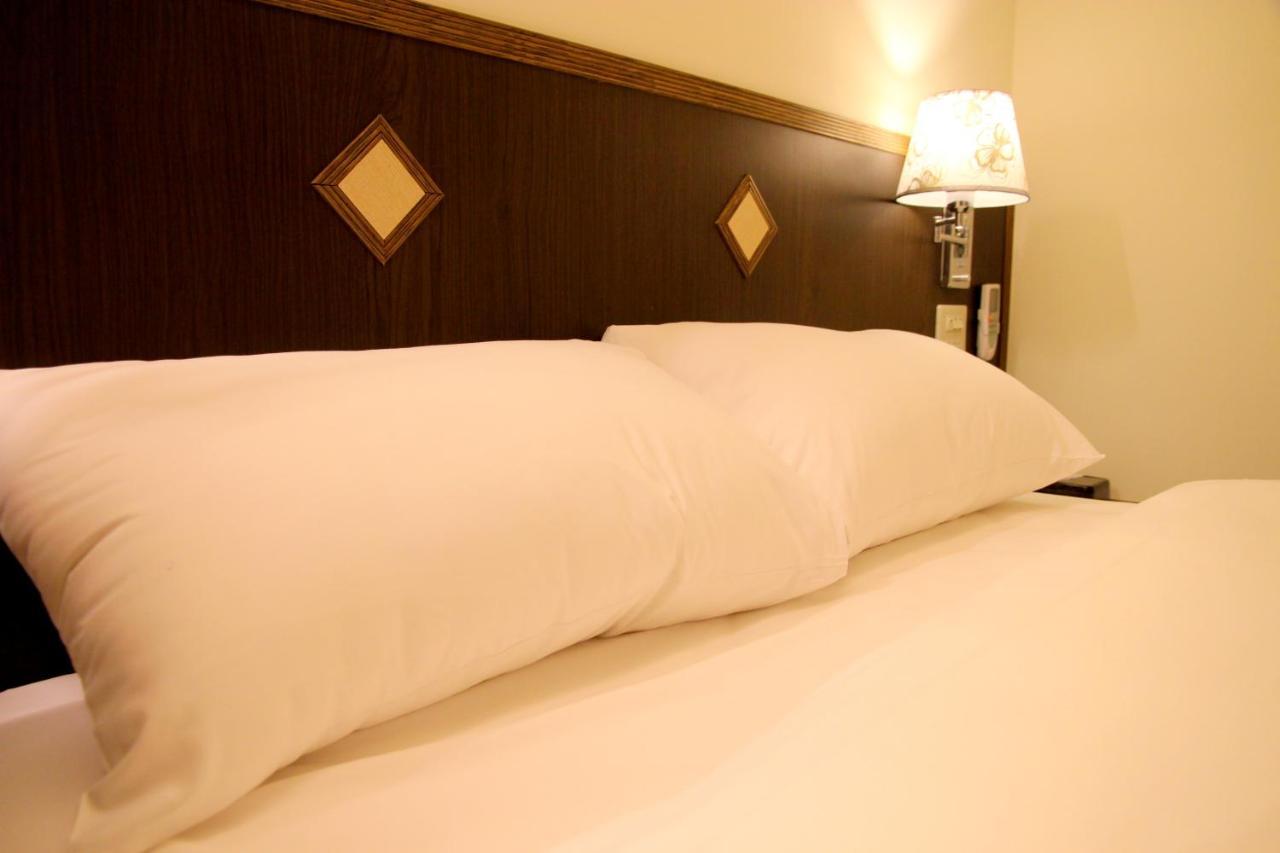Melody Hotel Taitung Bagian luar foto