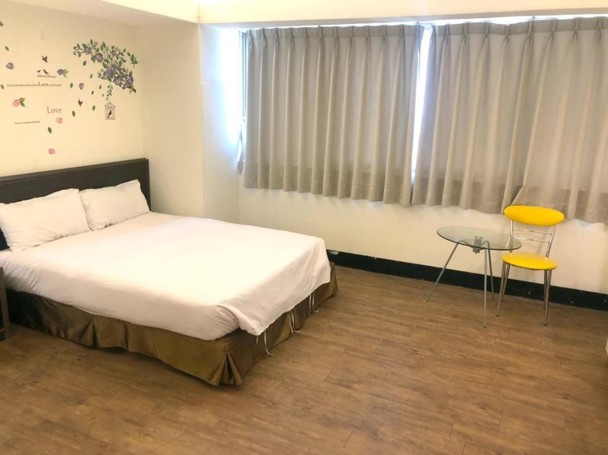 Melody Hotel Taitung Bagian luar foto