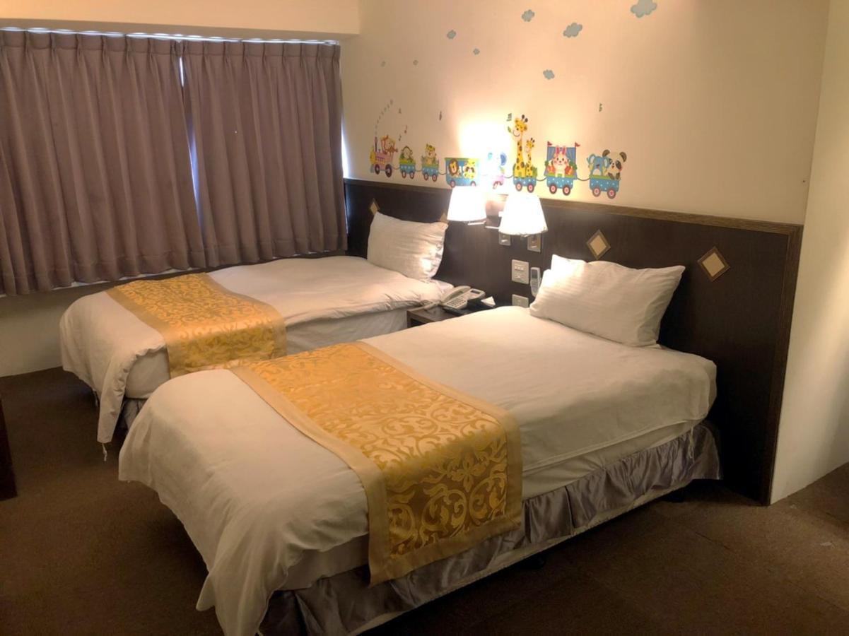 Melody Hotel Taitung Bagian luar foto